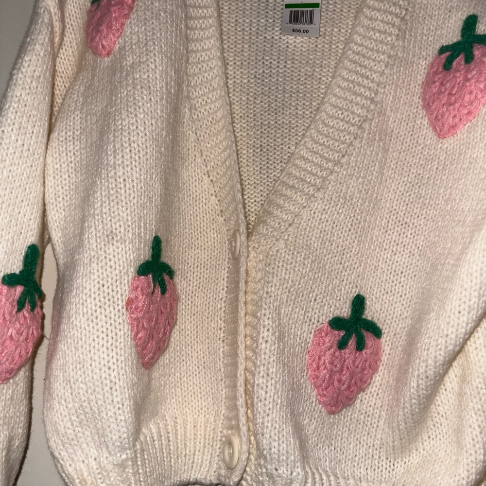 Strawberry buttoned sweater - Picture 2 of 4